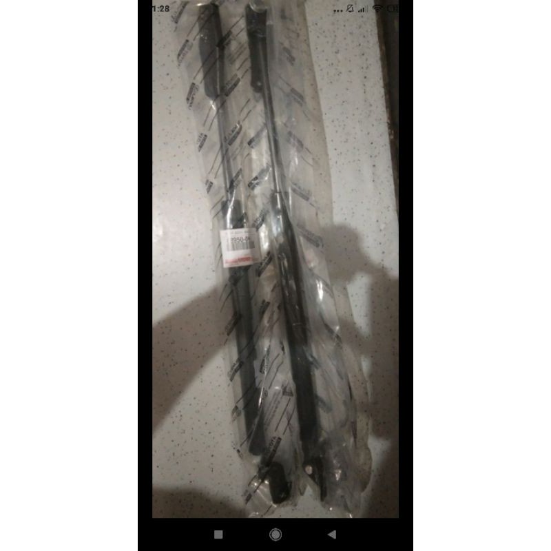 Hidrolik Bagasi Innova/pintu belakang