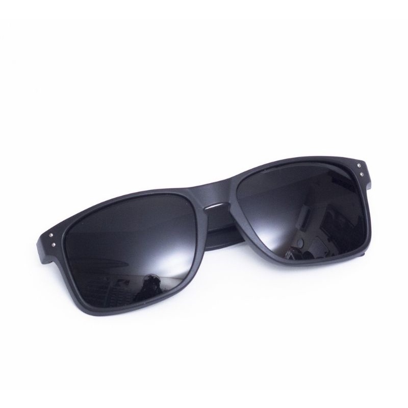 Kacamata Hitam OVL 001