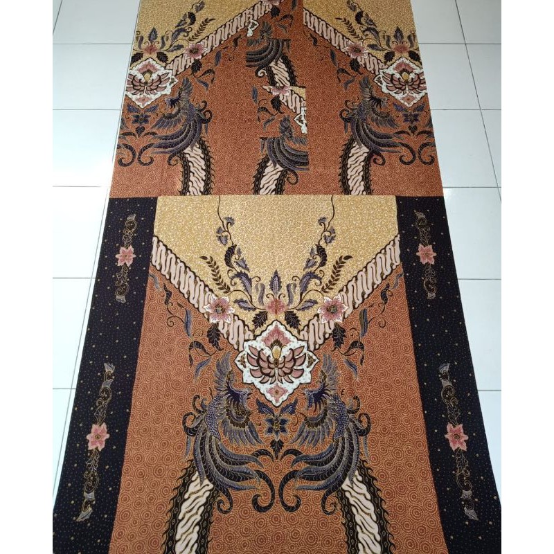 Kain Batik Berpola Kemeja Batik Tulis