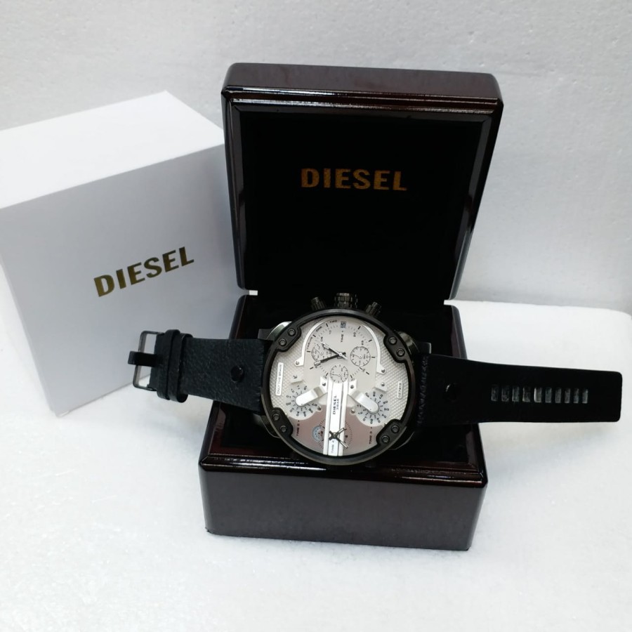 Flash Sale Jam Tangan Diesel Four Time Black Dial White Leather Garansi 1th