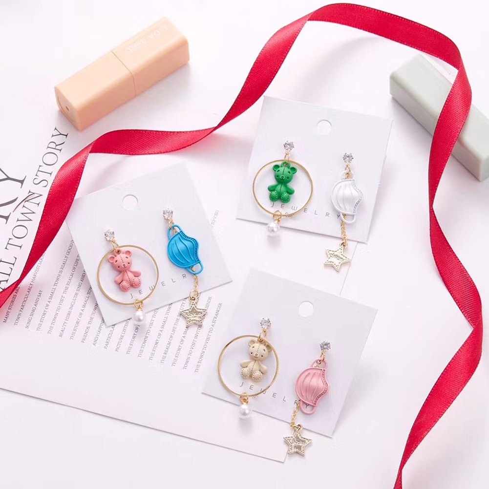 Hu Hu Hu Hu Hu Alat Bantu Pasang Kacamata♡ Anting Tusuk Gantung Wanita Asimetris Desain Beruang + Bintang + Mutiara Imitasi Untuk Hadiah