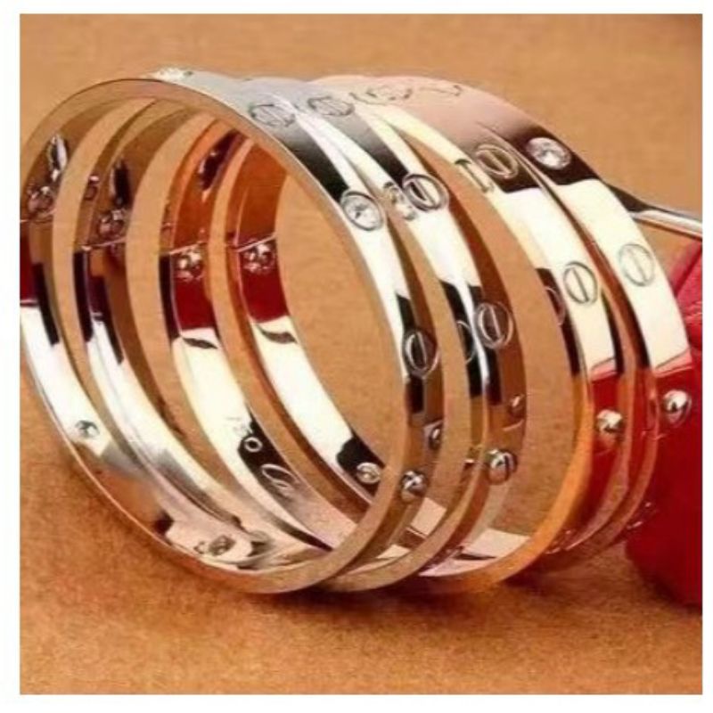 GELANG TANGAN BRACELET TITANIUM GOLD//GELANG TANGAN WANITA