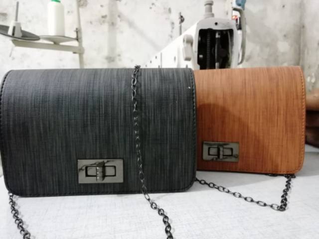 TAS KUNCI LIVO-LUVI MOTIF SALUR READY STOK