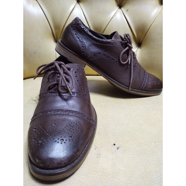 sepatu formal kulit import branded H&M size 41