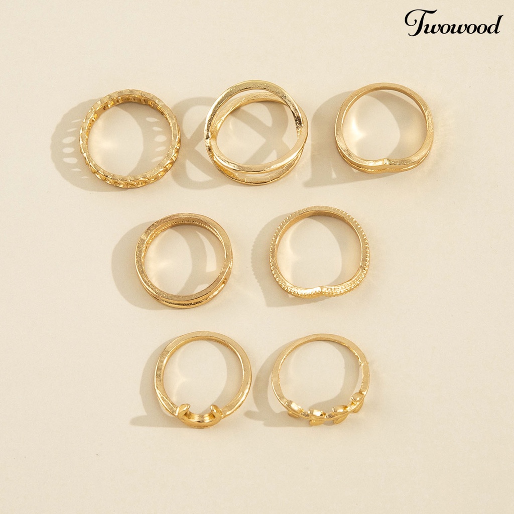 7pcs / Set Cincin Jari Warna Solid Gaya Vintage Untuk Wanita