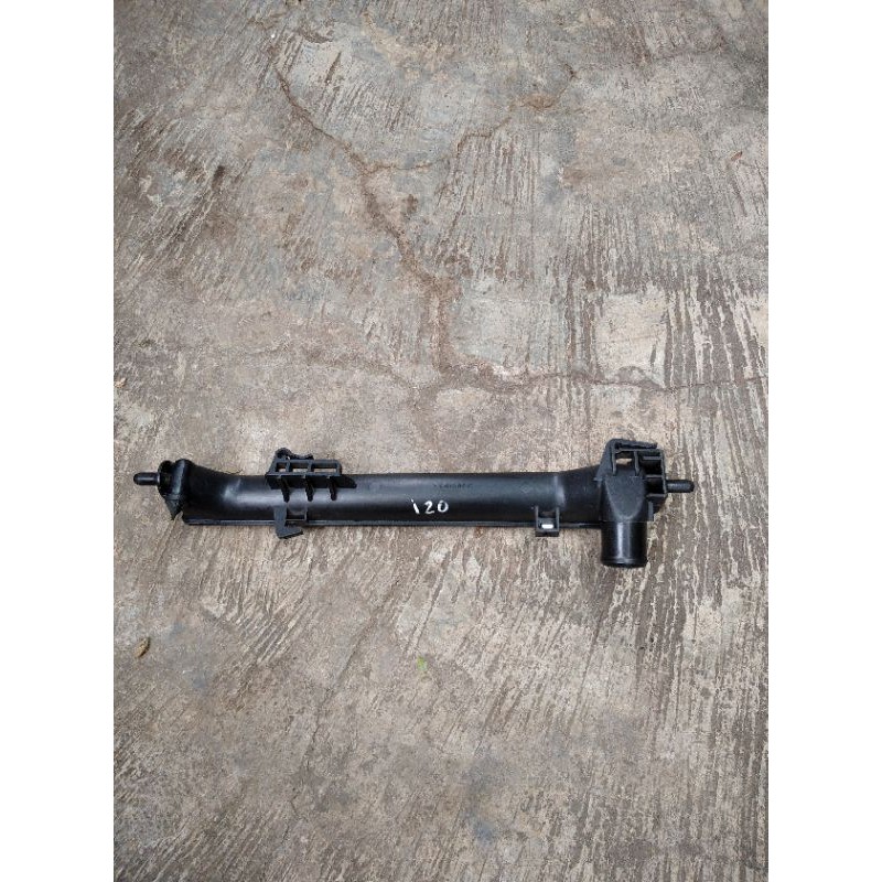 Uppertank radiator HYUNDAI i20