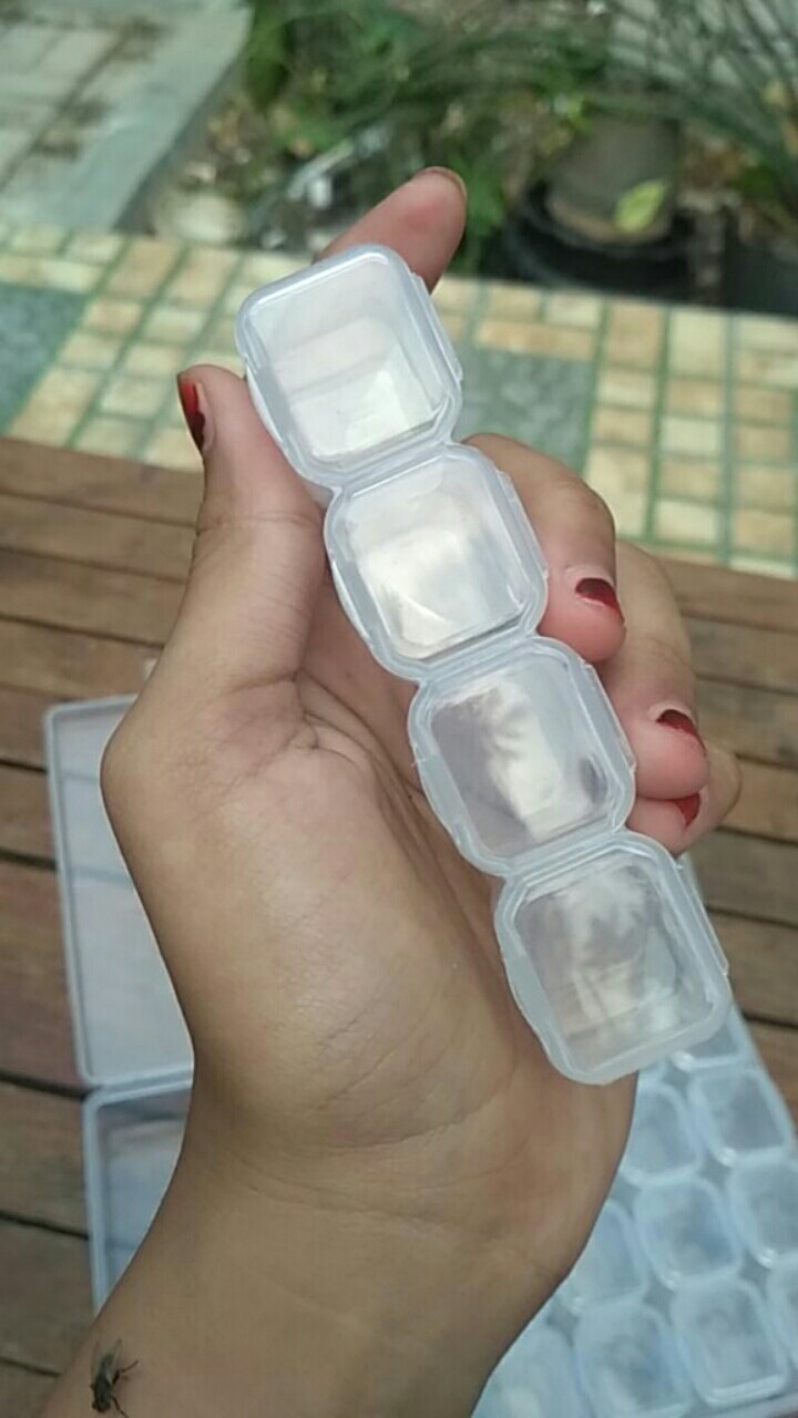 28 Slots Plastic Storage Box Diamond Painting Kits Nail Art Rhinestone Tools