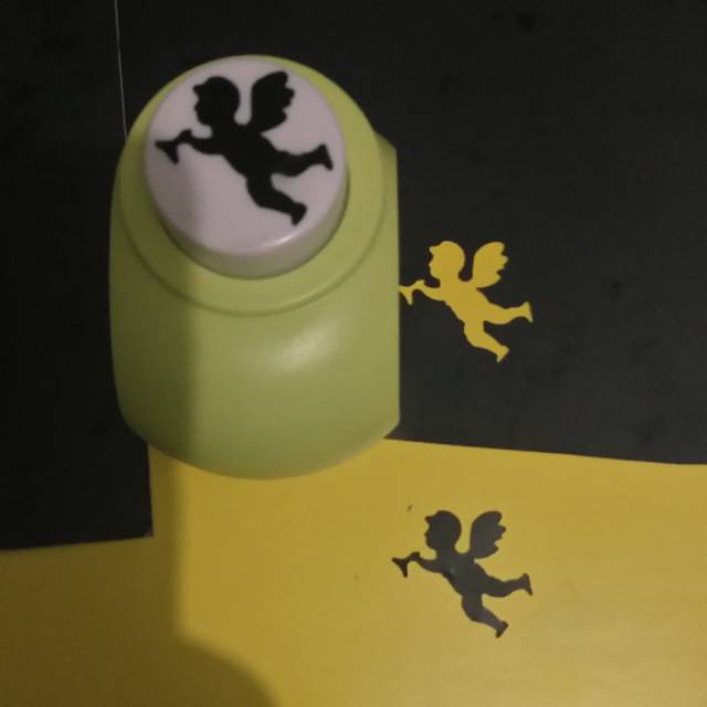 

L size paper punch