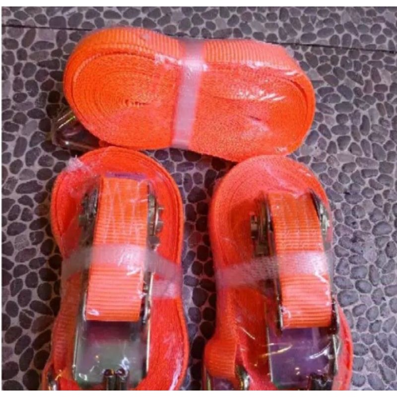 

Tali pengikat barang 25 x 10 Meter TRACK BELT