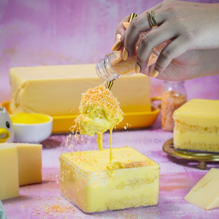 Bittersweet By Najla Semarang - SAY CHEESE DESSERT BOX