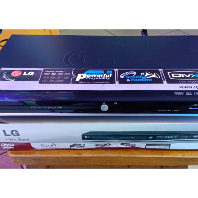 DVD PLAYER LG DV 450.MEMORY USB MP3 MP4 MP 5