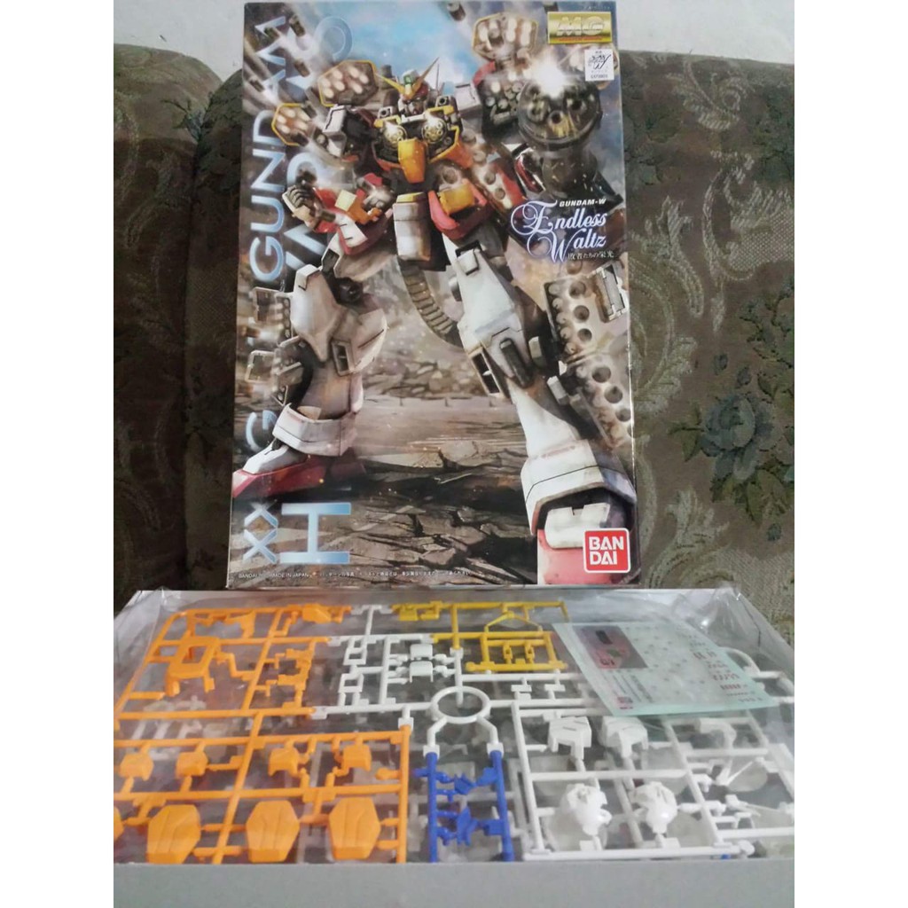 MG 1/100 Gundam Heavyarms EW Bandai
