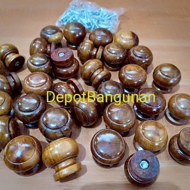 TARIKAN LACI MODEL KAYU BULAT