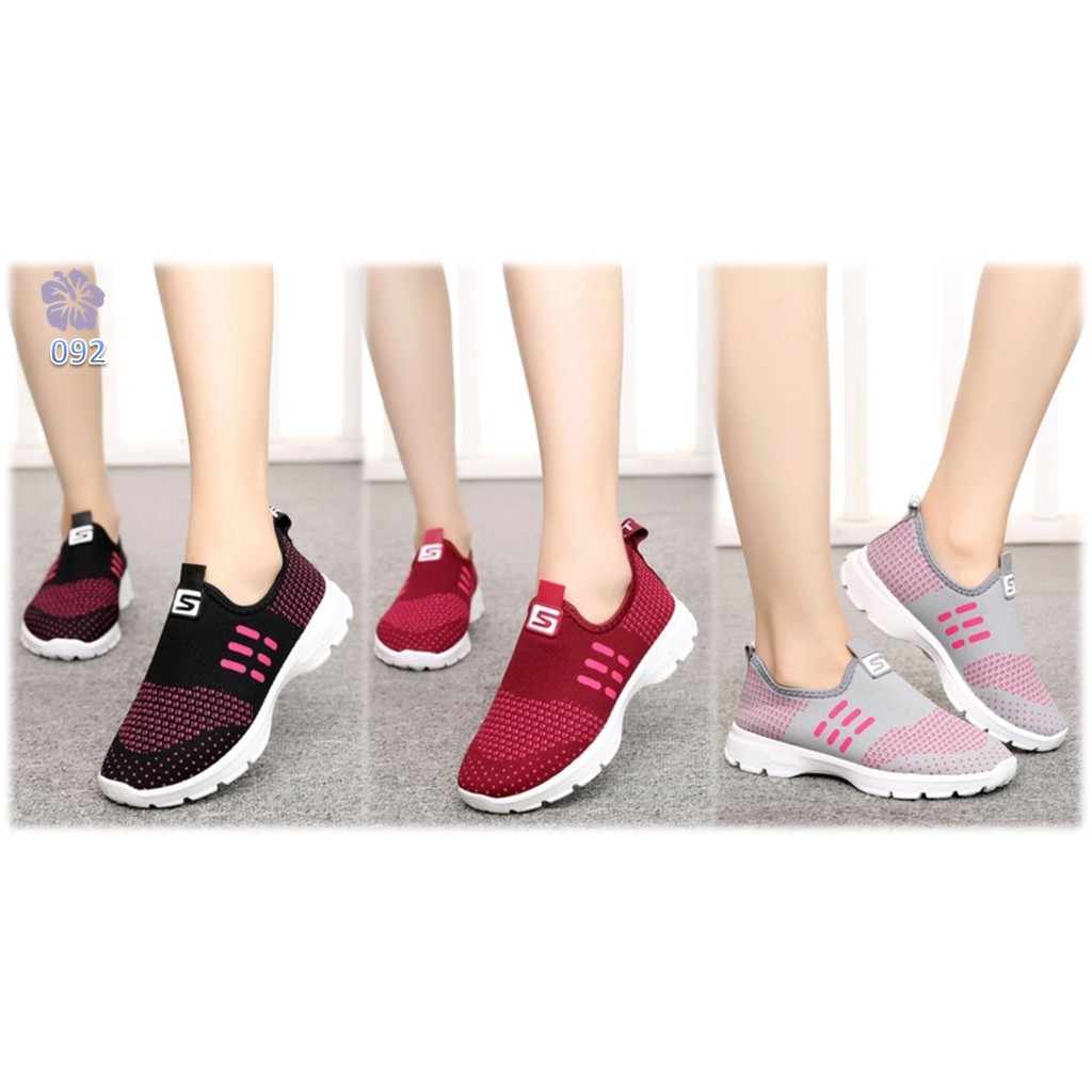 37 Buat Sketsa  Sepatu Wanita  Terbaru Repptu