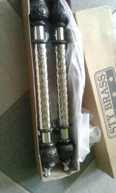 Handle Pintu Pegangan Pintu Gagang Pintu Kupu Tarung Ulir Spiral Stainless Ukir 45 Cm