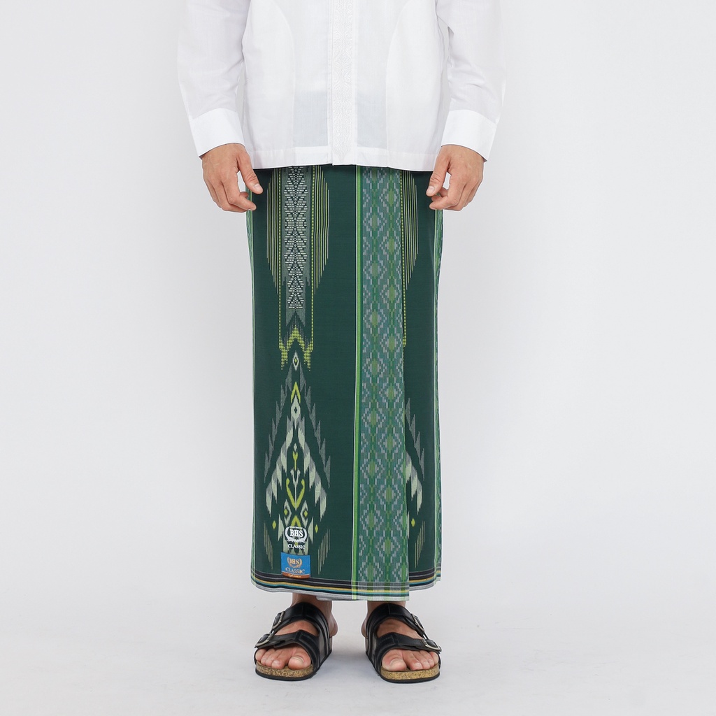 Sarung BHS Classic Gold Motif DKC Hijau Tua / BHS DKC