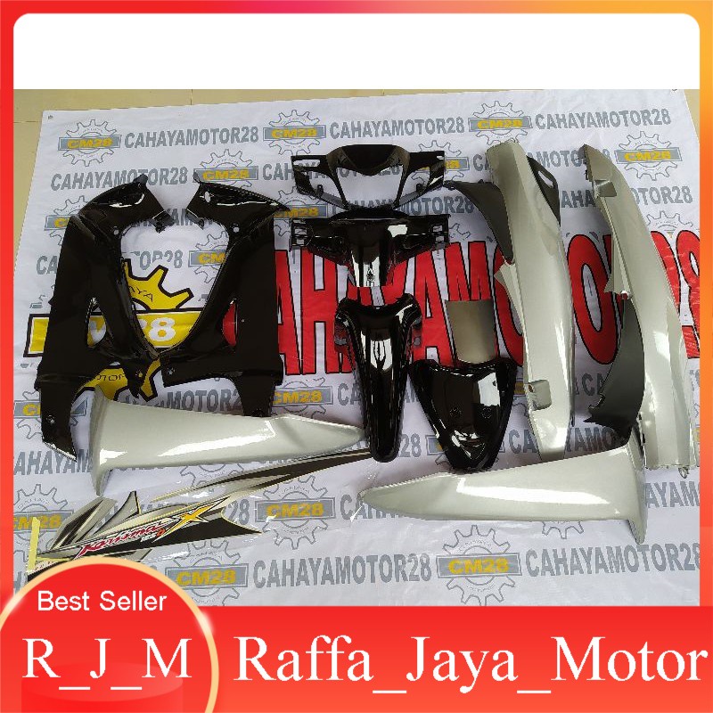 MURAH Full Cover Body Halus Motor Honda Kharisma X 125 D / Body Halus Karisma Hitam Silver. TERLARIS