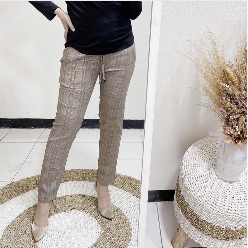 zaskia Woll pants / celana Woll motif