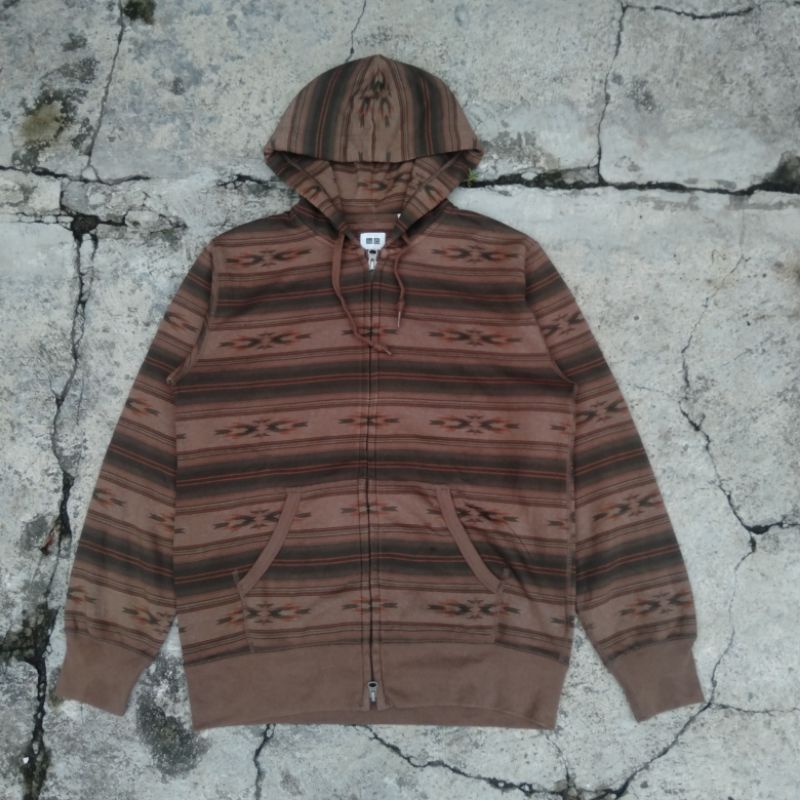 uniqlo navajo second branded