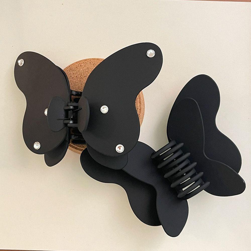 Agustina Wanita Cakar Rambut Hiasan Kepala Vintage Rambut Jepit Temperamen Besar Zirkon Hiu Klip