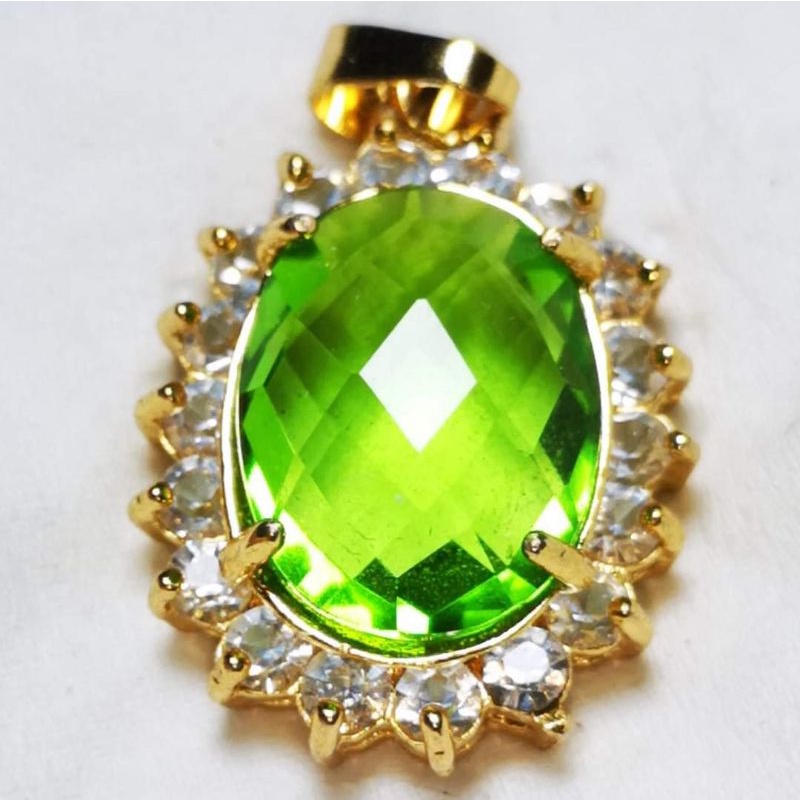 NATURAL GREEN MOLDAVITE METEOR HIJAU LIONTIN