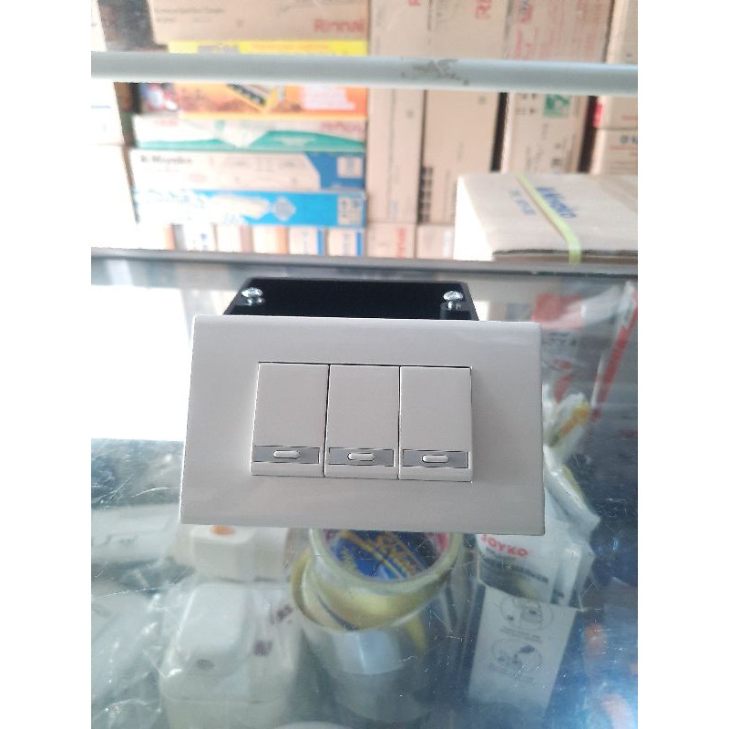 Saklar Triple Panasonic saklar 3 Panasonic + Inbow dus