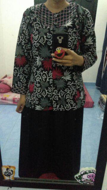 Atasan Batik Wanita Motif Kembang Langit Lengan Panjang