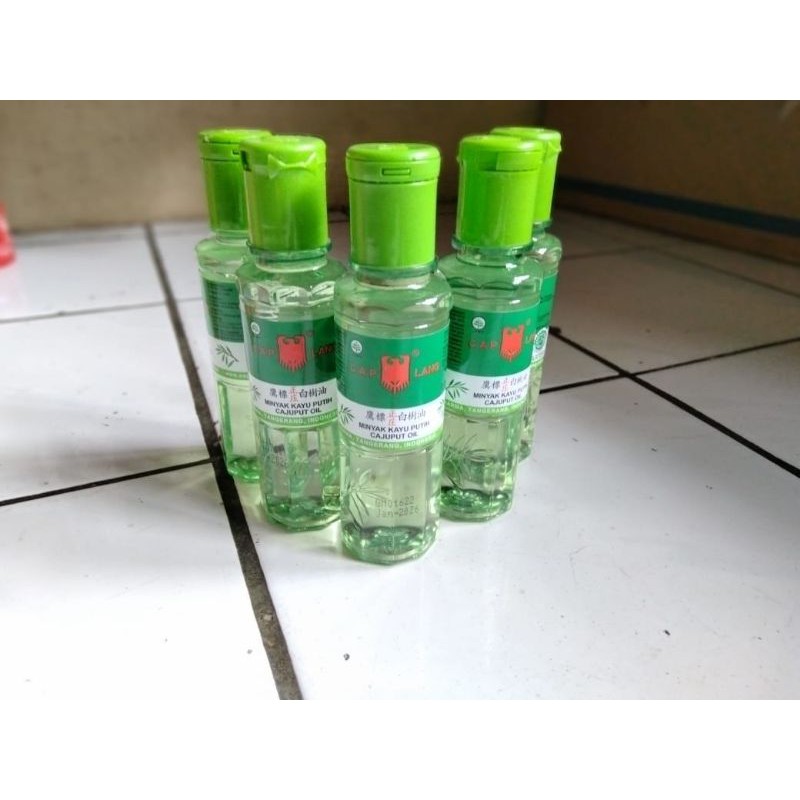 minyak kayu putih cap Lang
