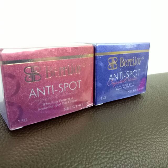 Berrijoy Anti Spot Cream Siang + Malam