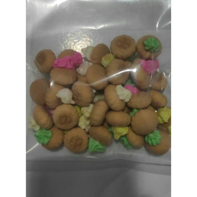 

kue kancing cream manis