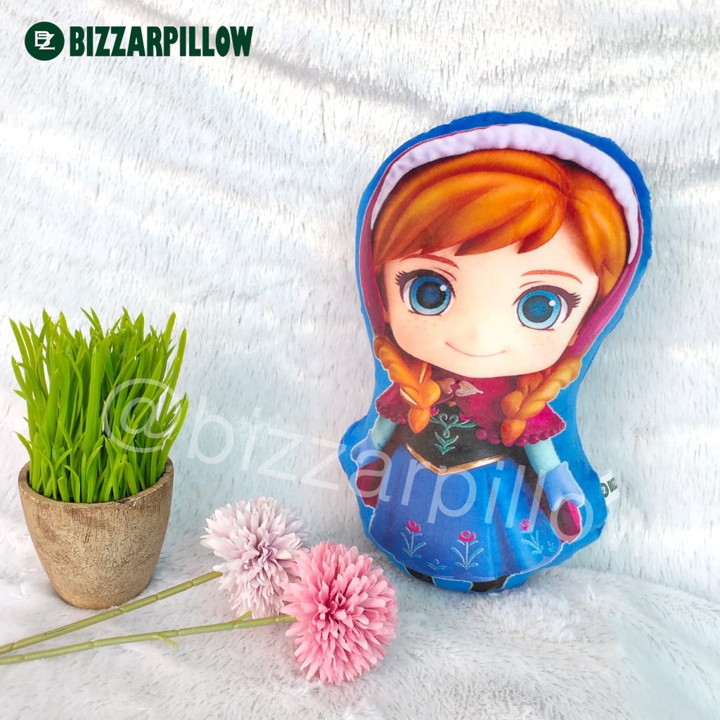 Bizzarpillow Bantal Karakter Elsa Anna Size S BZ045
