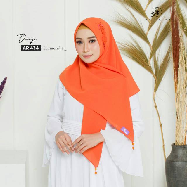 SEGI EMPAT KEKINIAN/HIJAB KEKINIAN/AR 434