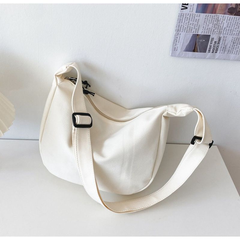 Rizkibag Crish Tas Selempang Polos Slingbag Wanita Remaja Cute Korean-Krem