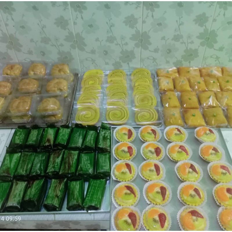 

Aneka kue pasar