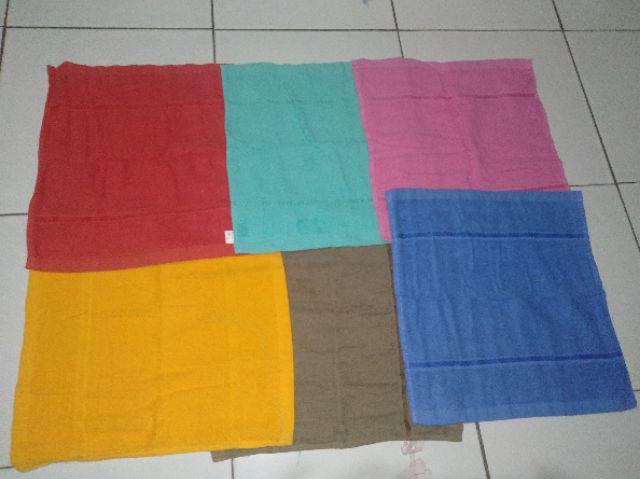Selampe / Sapu Tangan Handuk Uk 30x30 Cm