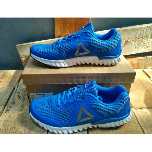 Sepatu olahraga,joging,Gym REEBOK original