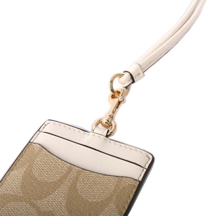 

Bergaransi Coach Id Lanyard In White Colorblock Signature Canvas 100% Authentic! Hemat