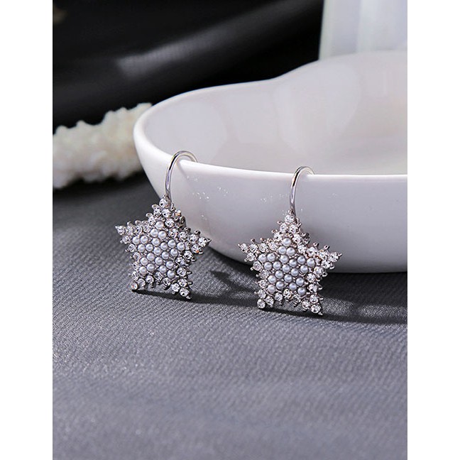 LRC Anting Tusuk Fashion Golden Pearl Star Earrings With Diamonds D69578