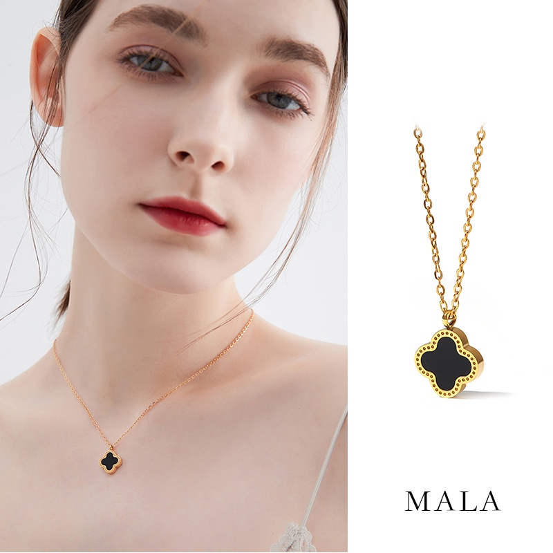 Korean 18k Gold Titanium Steel Necklace Black and White Double-sided Four-leaf Clover Pendant For Women