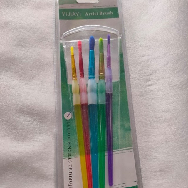 

Kuas artist set rainbow transparan