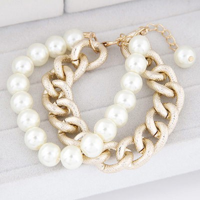 LRC Gelang Tangan lucky White Pearl Decorated Simple Design