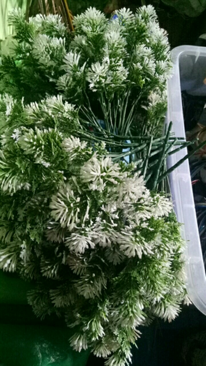 Baby Breath Bintang Salju Artificial