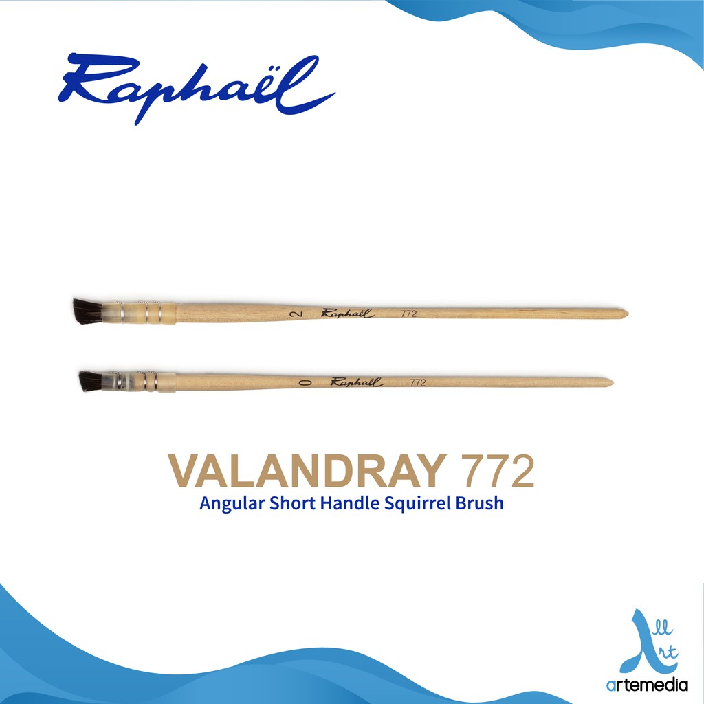 

Raphael 772 Angular Valandray Squirrel Brush Short Handle