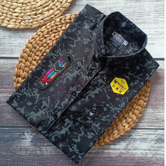 Baju Kemeja Pria Cowok Distro Lengan Pendek Motif Surfing Skate Fullprint Printing Pantai Korea Abst