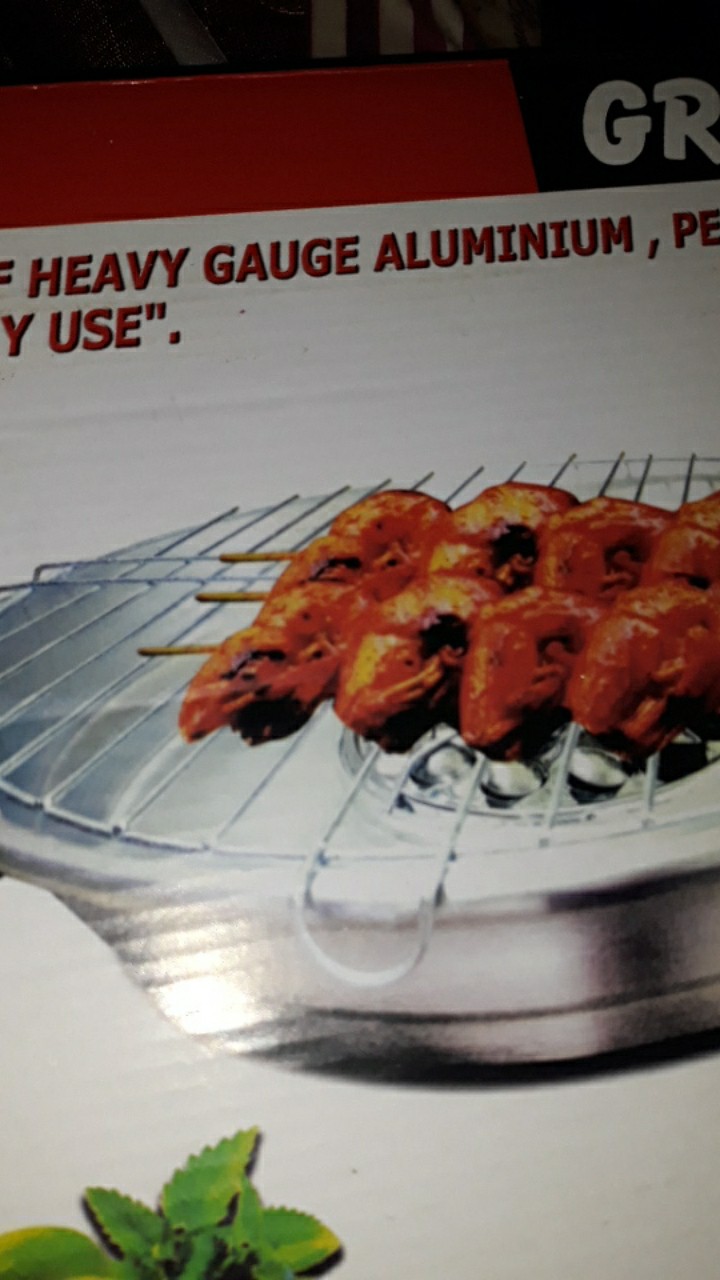 Pemanggang Sosis Dan Sate Roaster Memutar Grill Pan Serbaguna