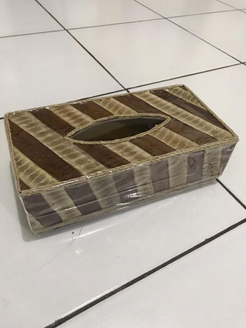 Kotak Tisu / Tempat Tissue Lamtoro Etnik 24x12x7.5 Cm - Natural