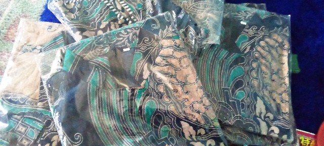 Maura Couple - Sania Ruffle Batik Couple Ori Ndoro Jowi Garansi Termurah Shopee - Batik Modern Solo