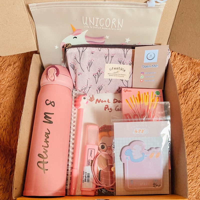 

KADO ULANG TAHUN | WISUDA | ANNIVERSARRY DLL