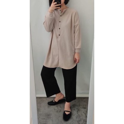 blouse/button sweatshirt