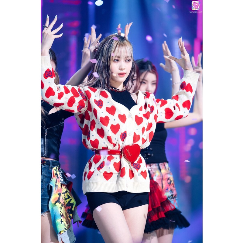 Ryujin itzy red heart cardigan knit